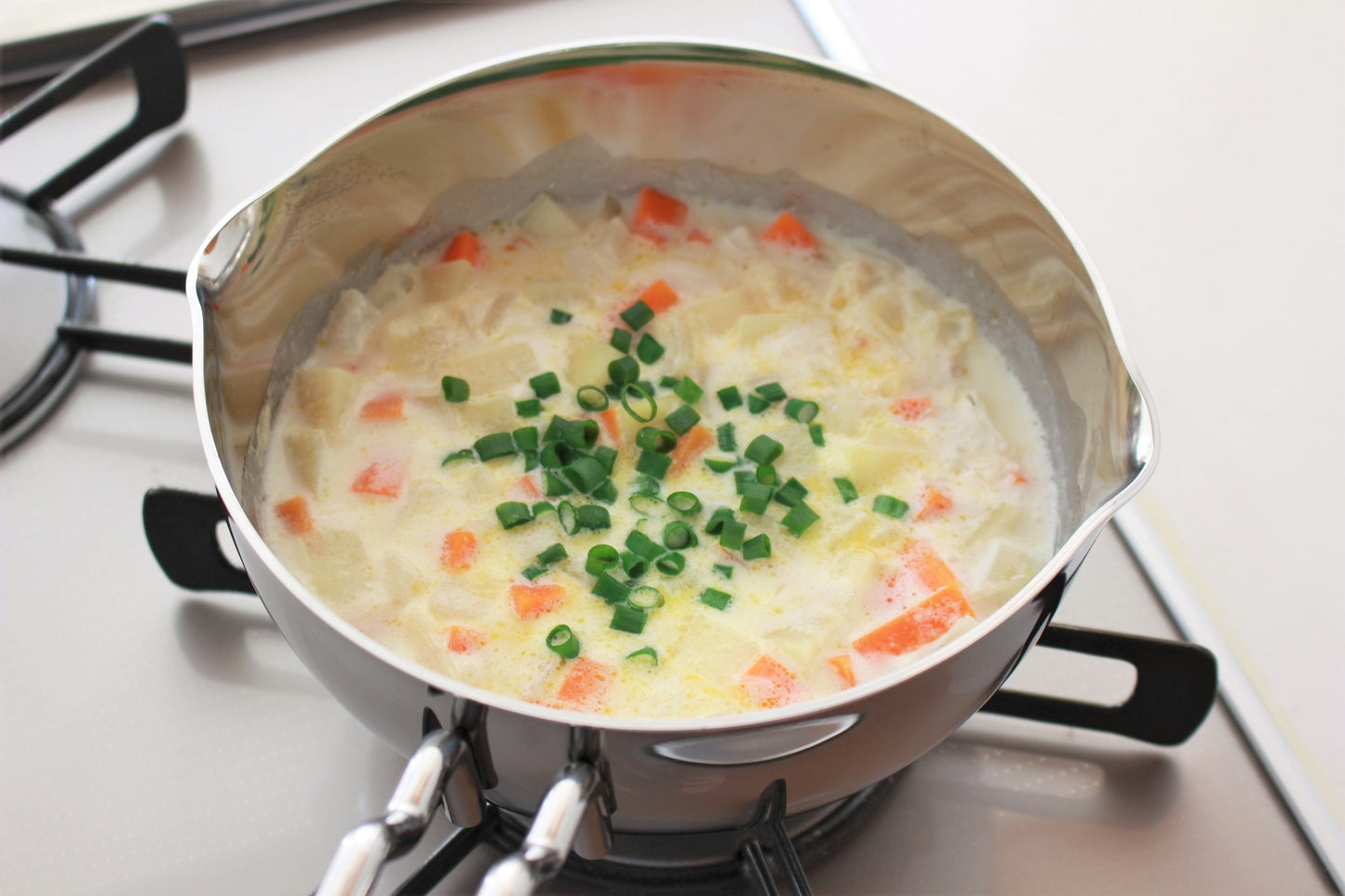 Miyazaki Hattori Geo Yukihira Pot 15cm