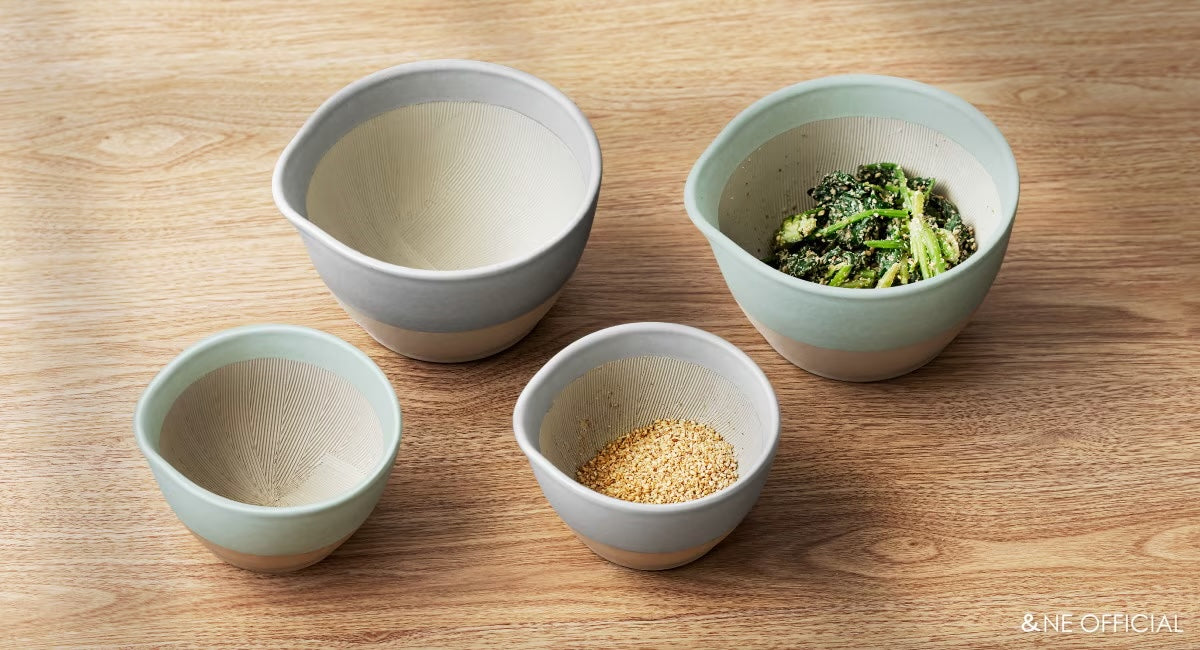 Motoshige Japanese Suribachi White Mortar & Pestle Set 11cm