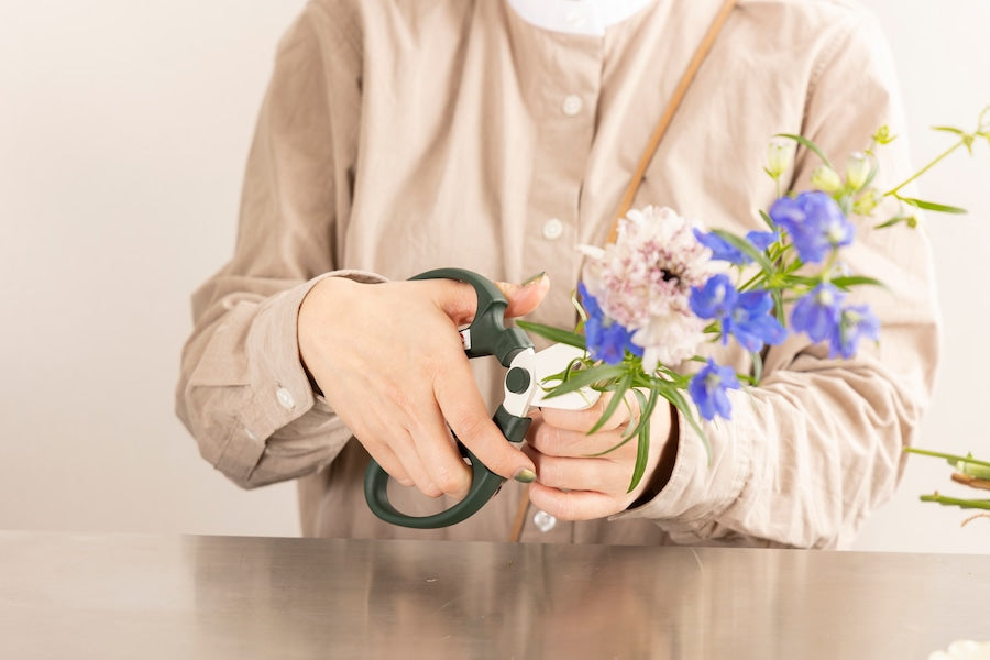 Sakagen F-170 Flower Scissors Pink