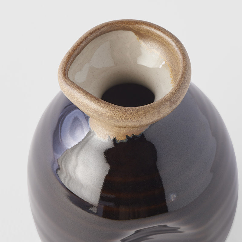 Sake jug black with copper 220ml