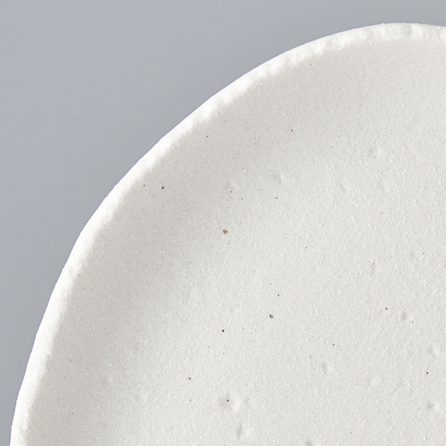 Shell White/Sand onigiri high rim slab 25cm