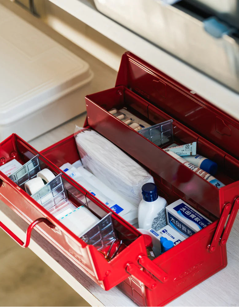 Toyo Steel Cantilever Toolbox ST-350 Red