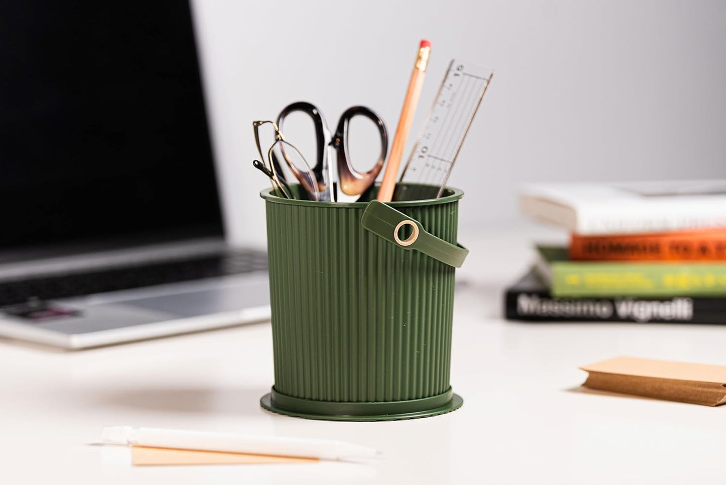 Hachiman Omnioutil baby Storage Bucket 0.7L - Dark Green
