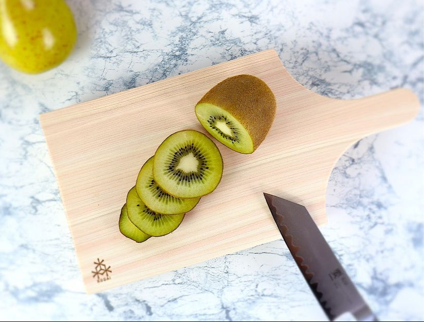 Hinoki Versatile Standing Plate Rectangle with Knife Slot
