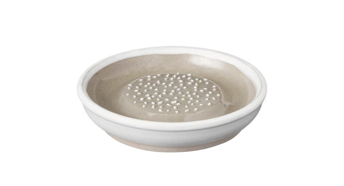Motoshige Iwami Ware Japanese Ceramic Ginger Grater 10cm - White
