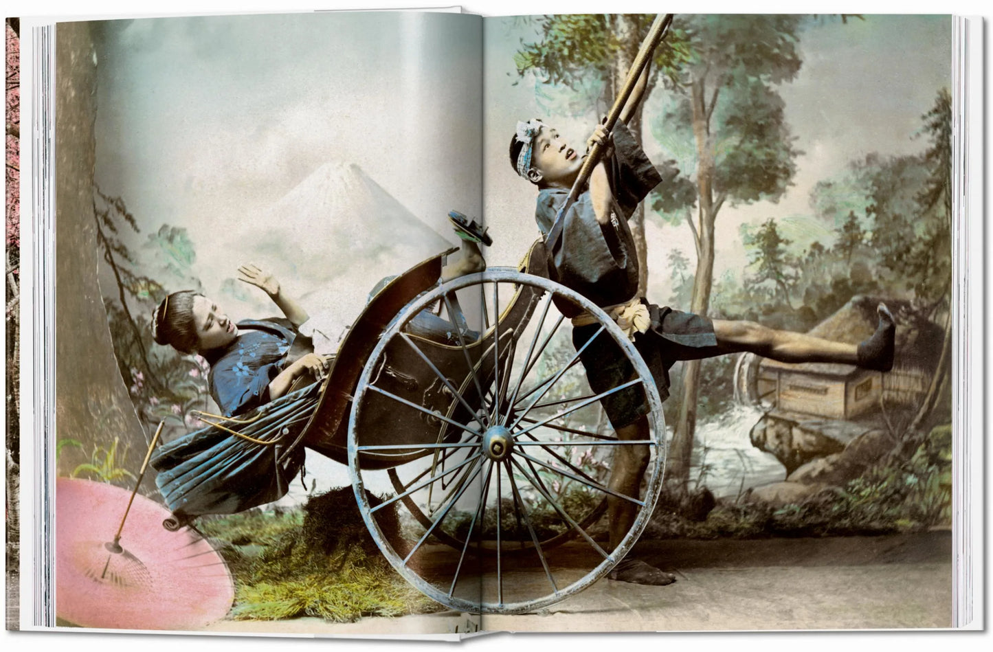 Japan 1900: A Portrait In Color