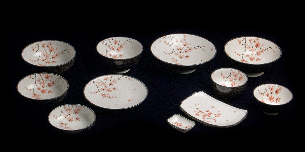 Maple Leaf Dinner Plate 25cm