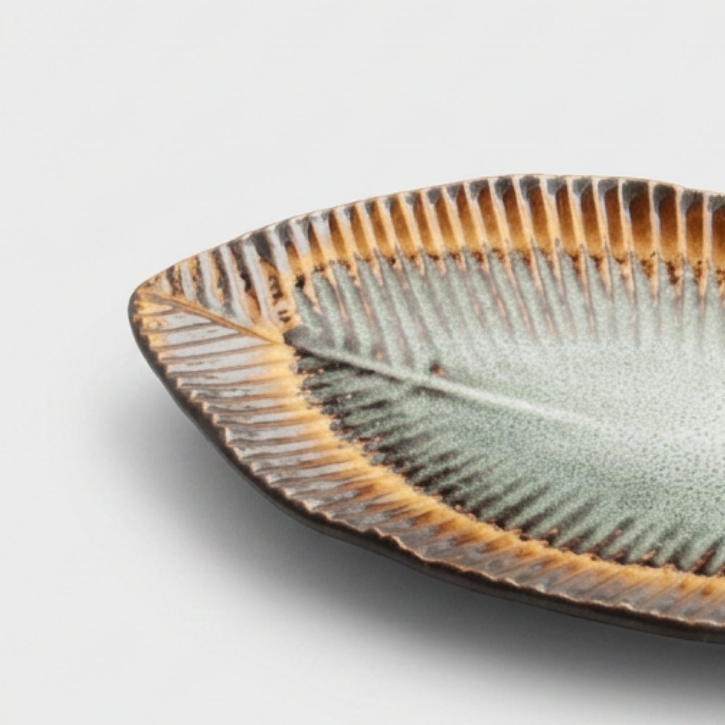 Akane Grey Ridge Oval Plate 21cm