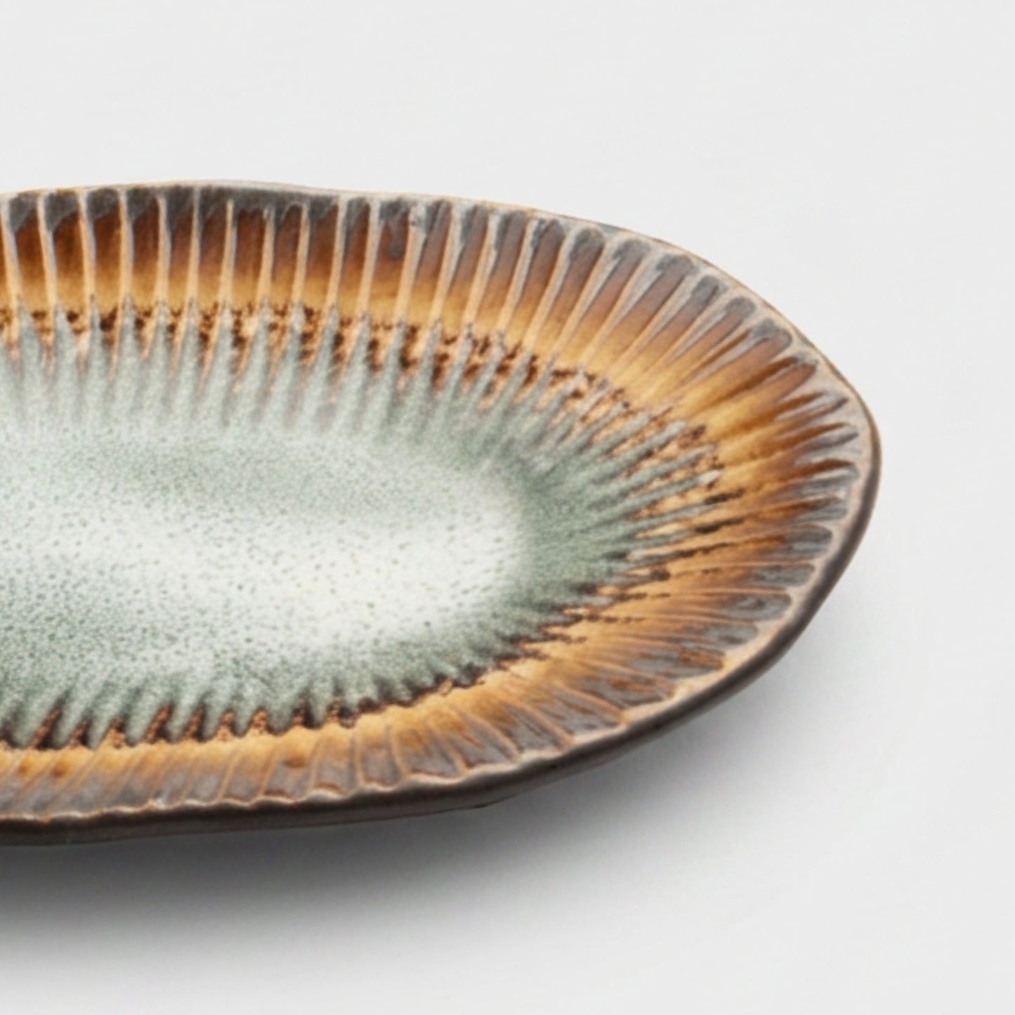 Akane Grey Ridge Oval Plate 21cm