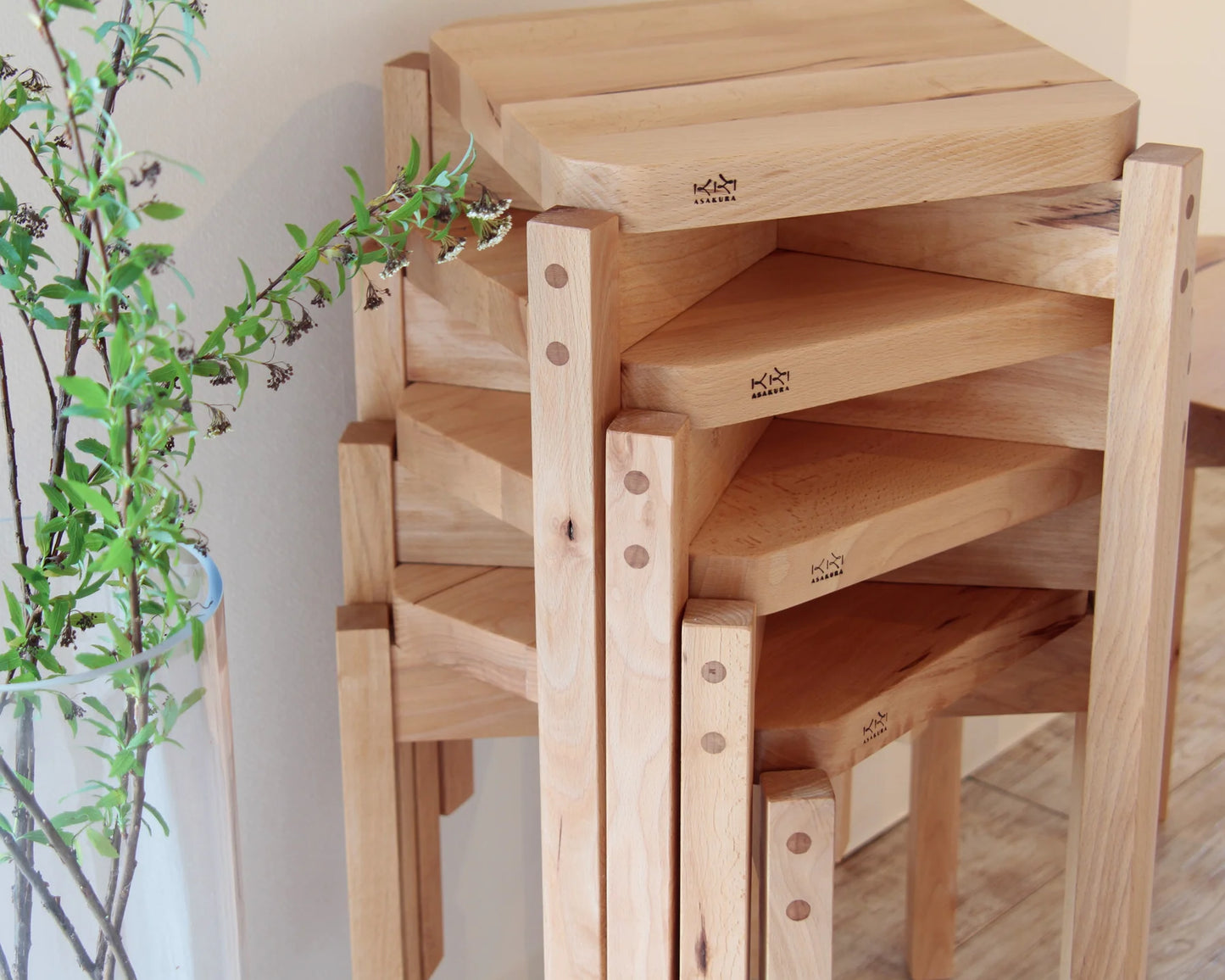 Asakura Makanai Natural Snow Beech Stool