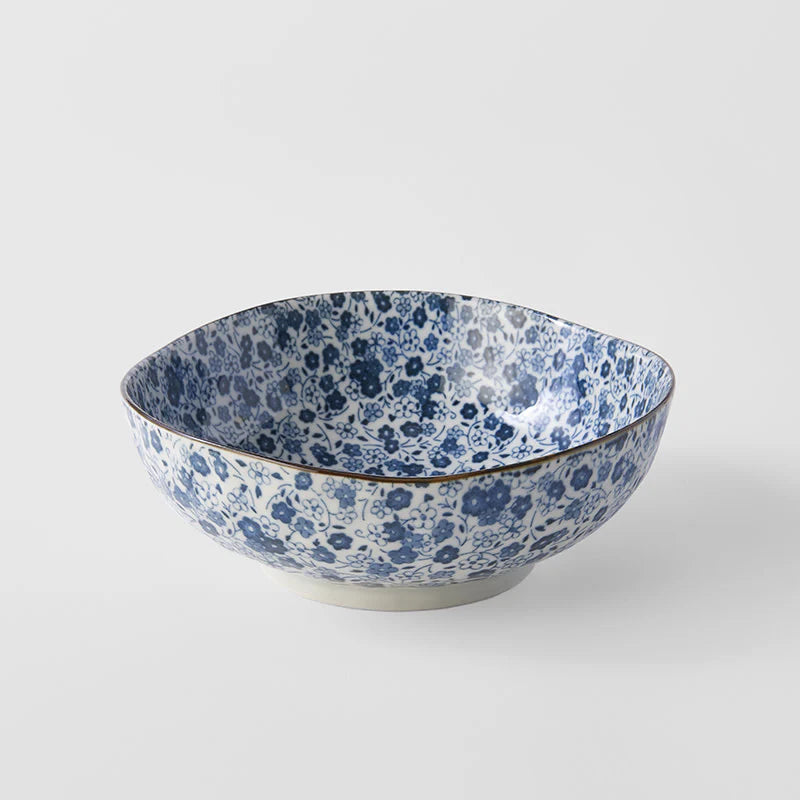 Blue Daisy uneven medium bowl 16cm
