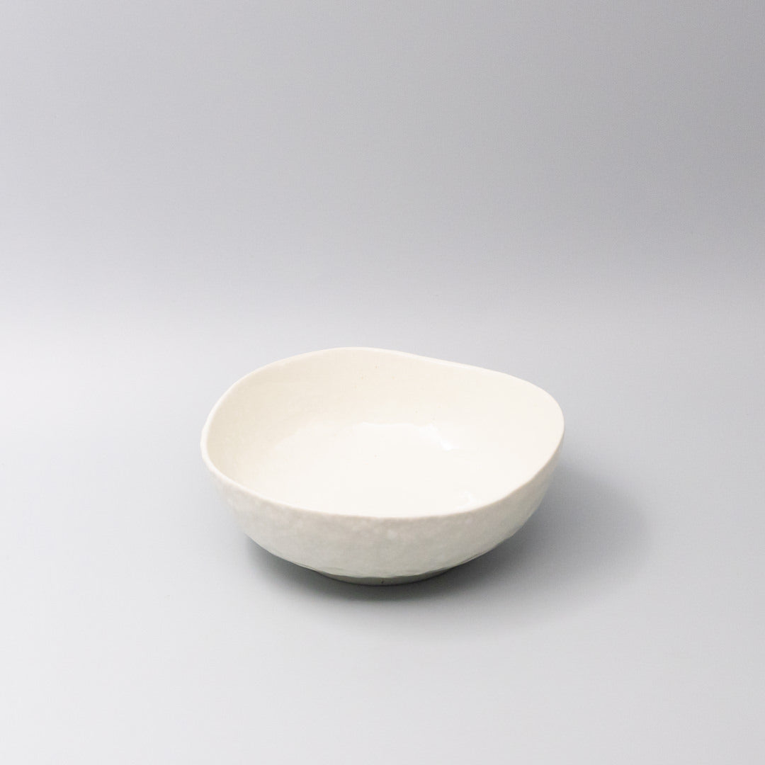 Kanso Soft White Large Uneven Bowl 20cm