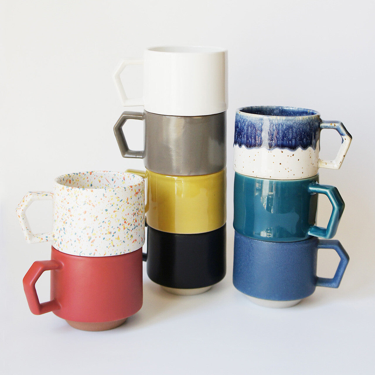 CHIPS Stack Splash Navy & White Gift Boxed Mug with Handle 280ml