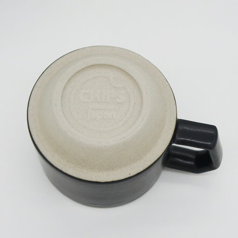 CHIPS Stack Mat Black Gift Boxed Mug with Handle 280ml