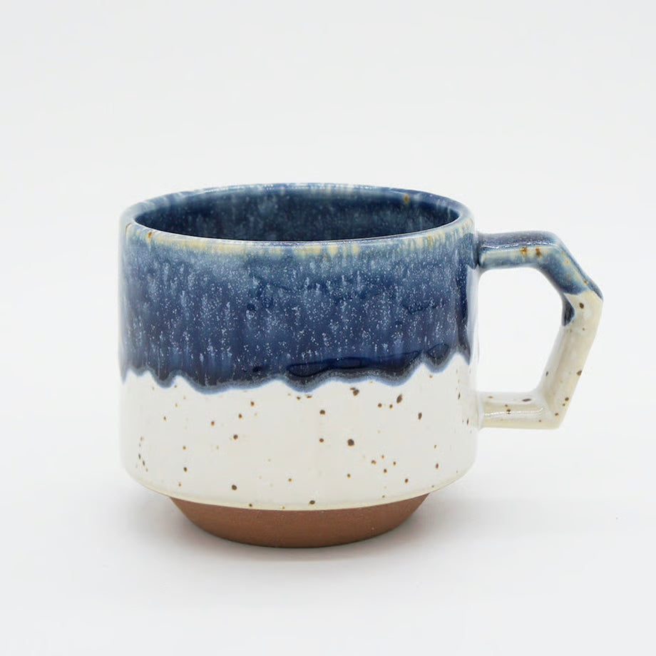 CHIPS Stack Premium White & Navy Gift Boxed Mug with Handle 280ml