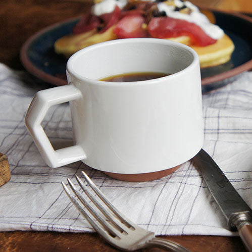 CHIPS Stack Solid White Gift Boxed Mug with Handle 280ml