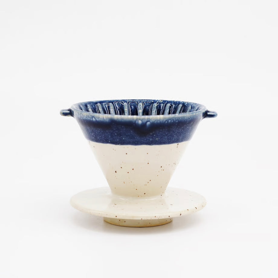 CHIPS Premium White & Navy Gift Boxed Coffee Dripper for 1-2 Cups