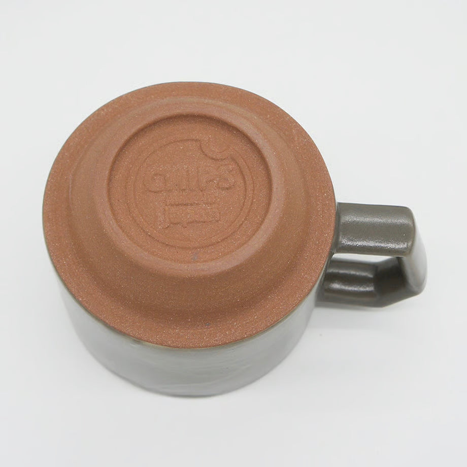 CHIPS Stack Mat Grey Gift Boxed Mug with Handle 280ml