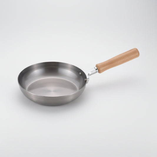 Chitose Wooden-Handled Iron Frying Pan 18cm