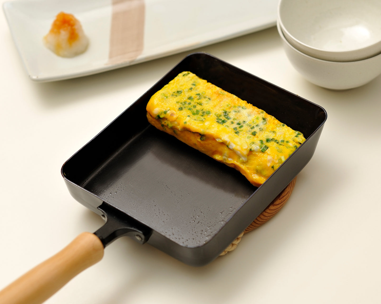 Chitose Wooden-Handled Iron Tamagoyaki Pan 14 x 18cm