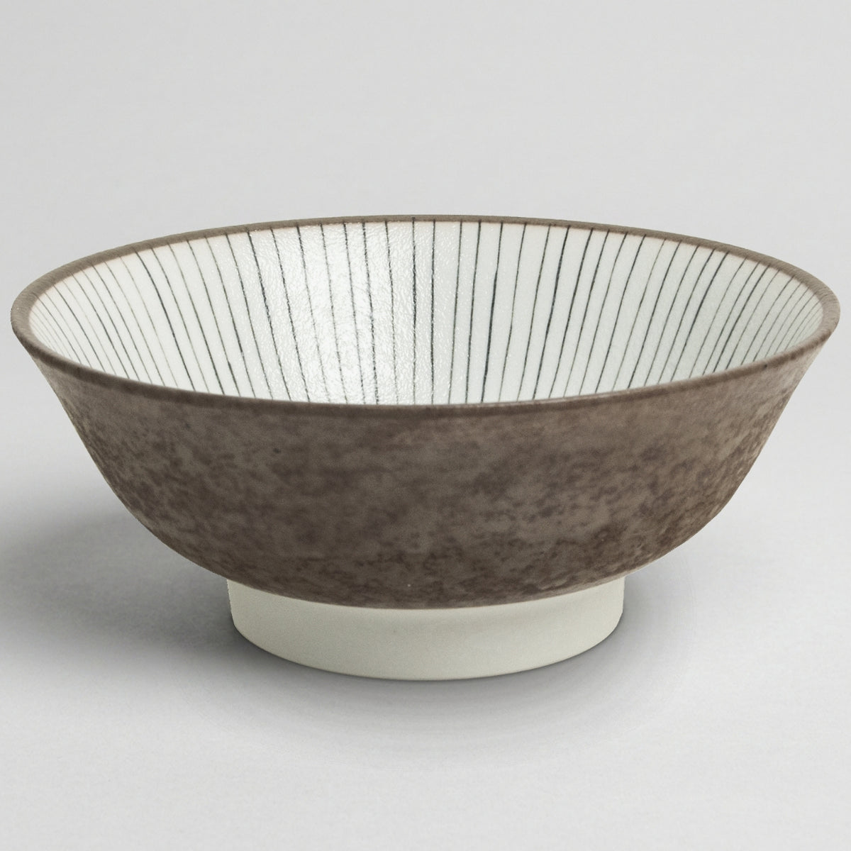 Crazed Grey Converging Line Ramen Bowl 22cm