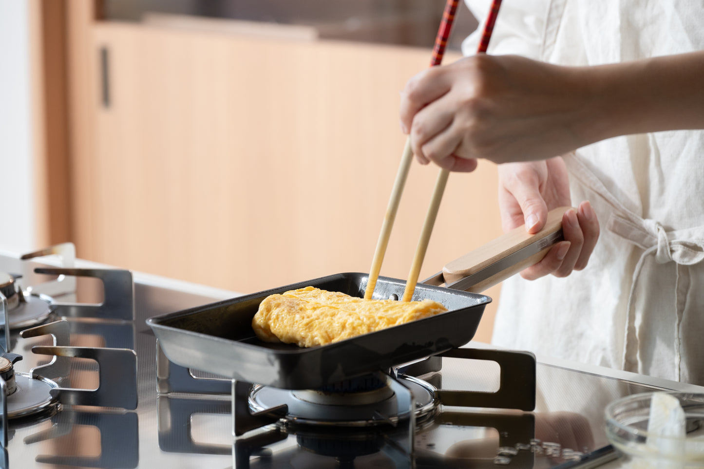 Nitrided Carbon Steel Egg Roll Pan