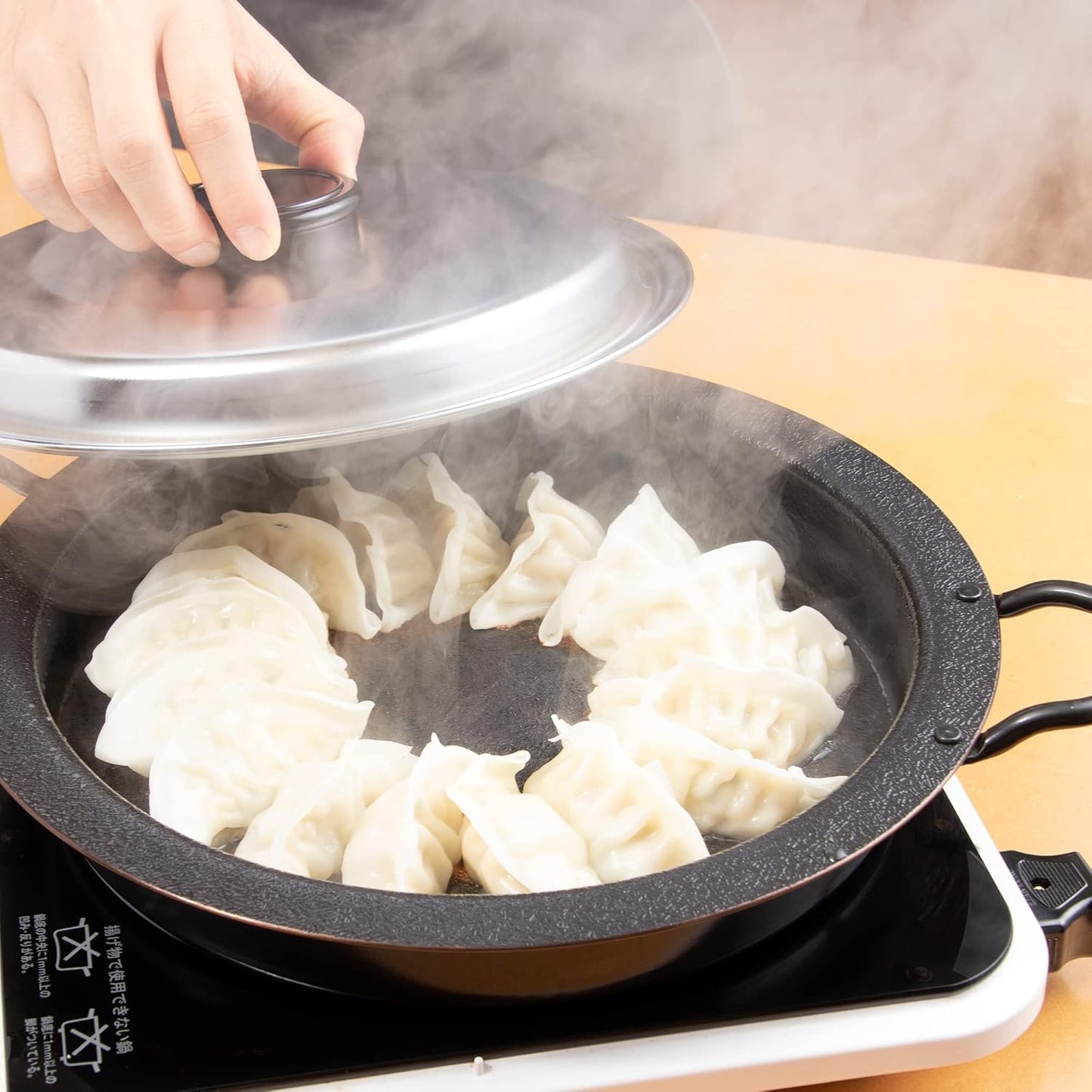 Enzo Iron Yakiniku & Gyoza Grill Pan with Stainless Steel Lid 26cm