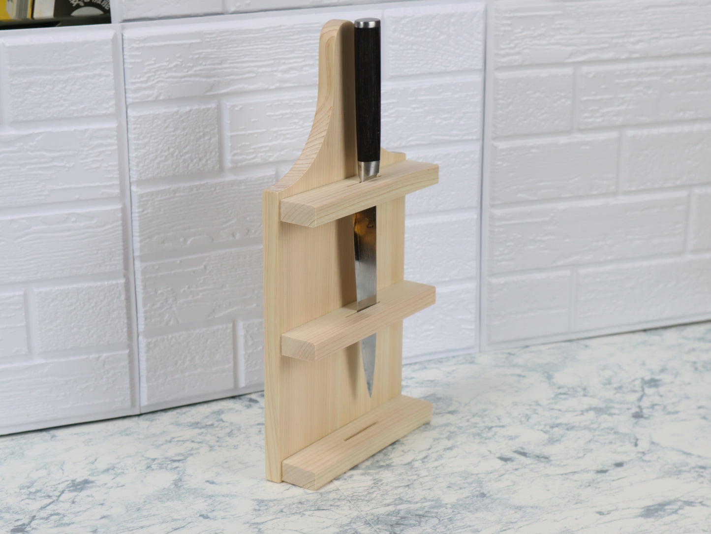 Hinoki Versatile Standing Plate Rectangle with Knife Slot