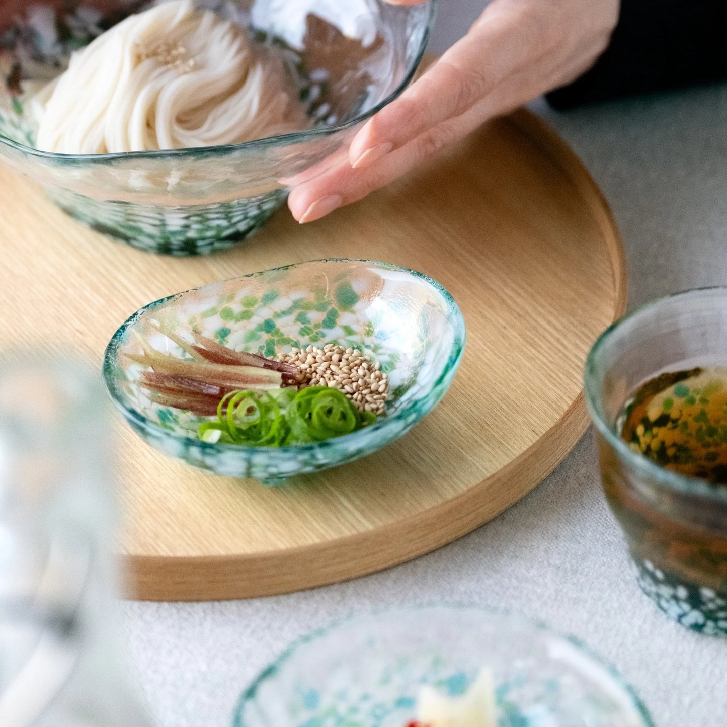 Flowers of Tsugaru Mizubasho Gift Boxed Glass Serving Bowl 16cm