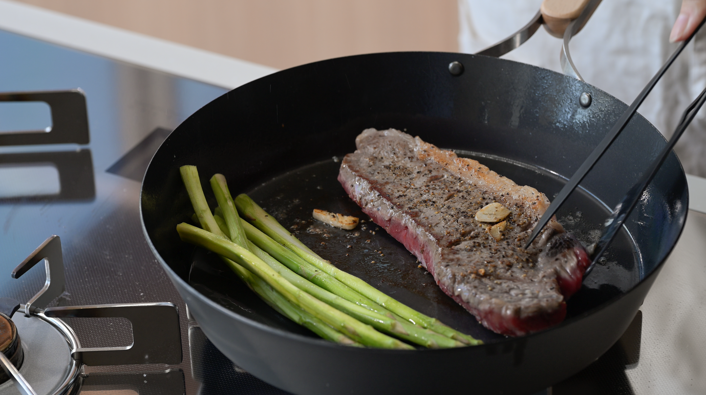 Nitrided Carbon Steel Frying Pan 26cm