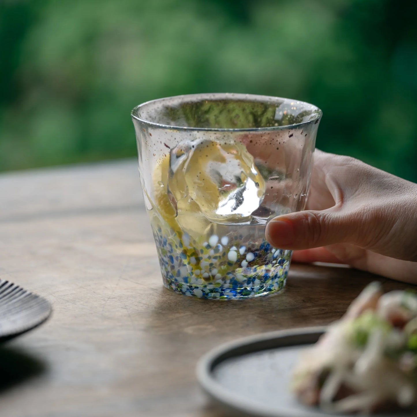 Gold Rim Rock Glass Wooden Gift Boxed - Blue & White Drops