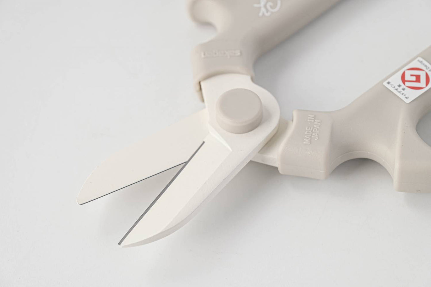 Sakagen F-170 Flower Scissors Warm Grey