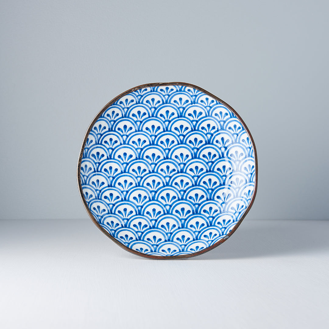 Indigo Petal Crest Ikat Dinner Plate 23cm