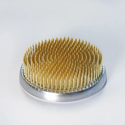 Ishizaki Hanakatsu Round Brass Ikebana Kenzan 8cm