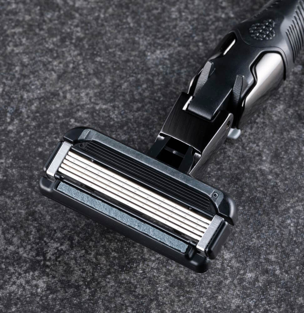 Kai Beauty AUGER Razor Handle with 6 Blades