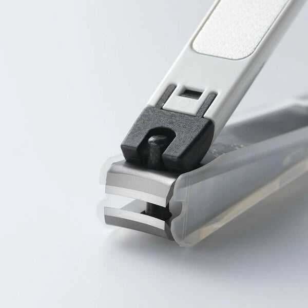 Kai Beauty Premium Nail Clipper Type 001M - White