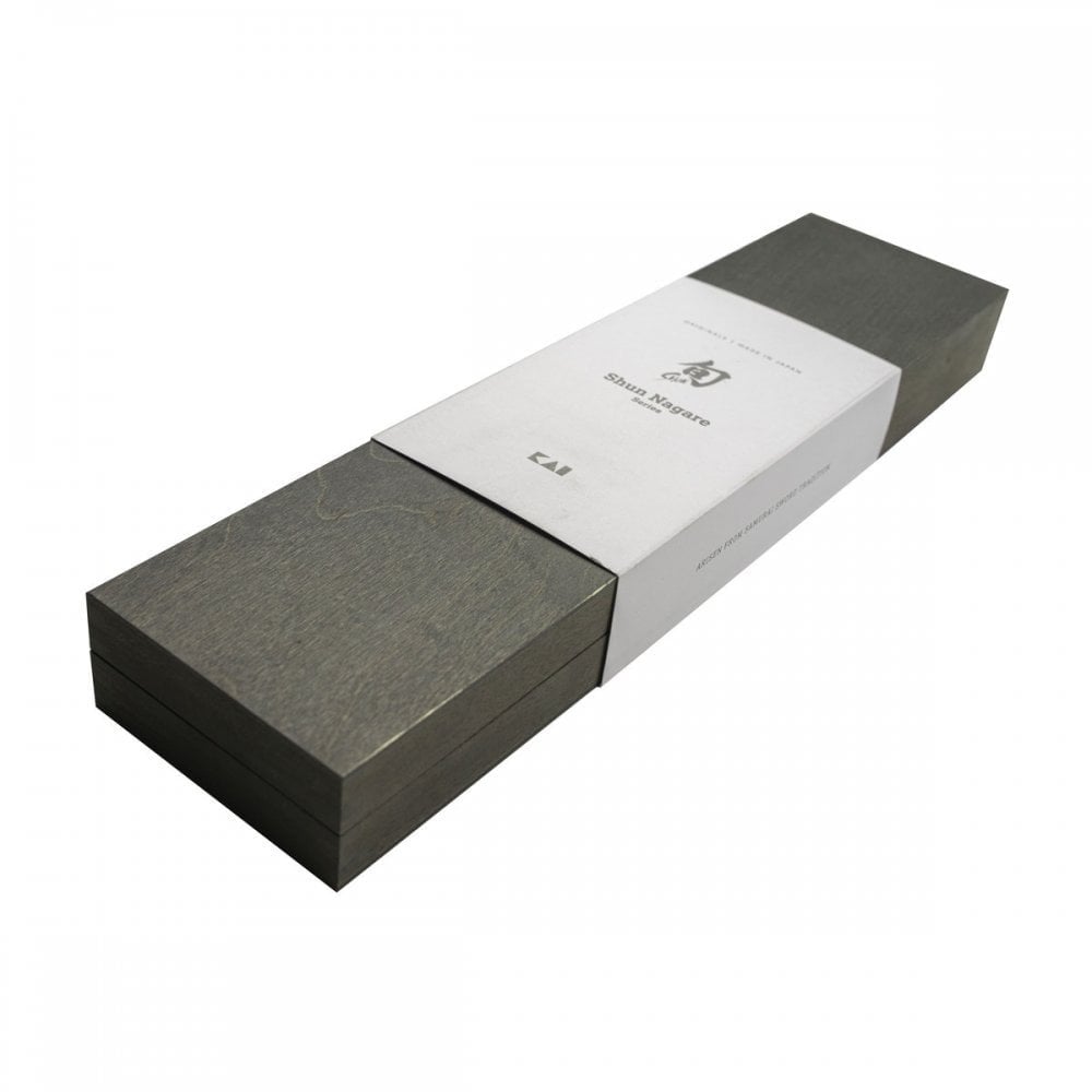 Kai Shun Nagare Utility knife 15cm