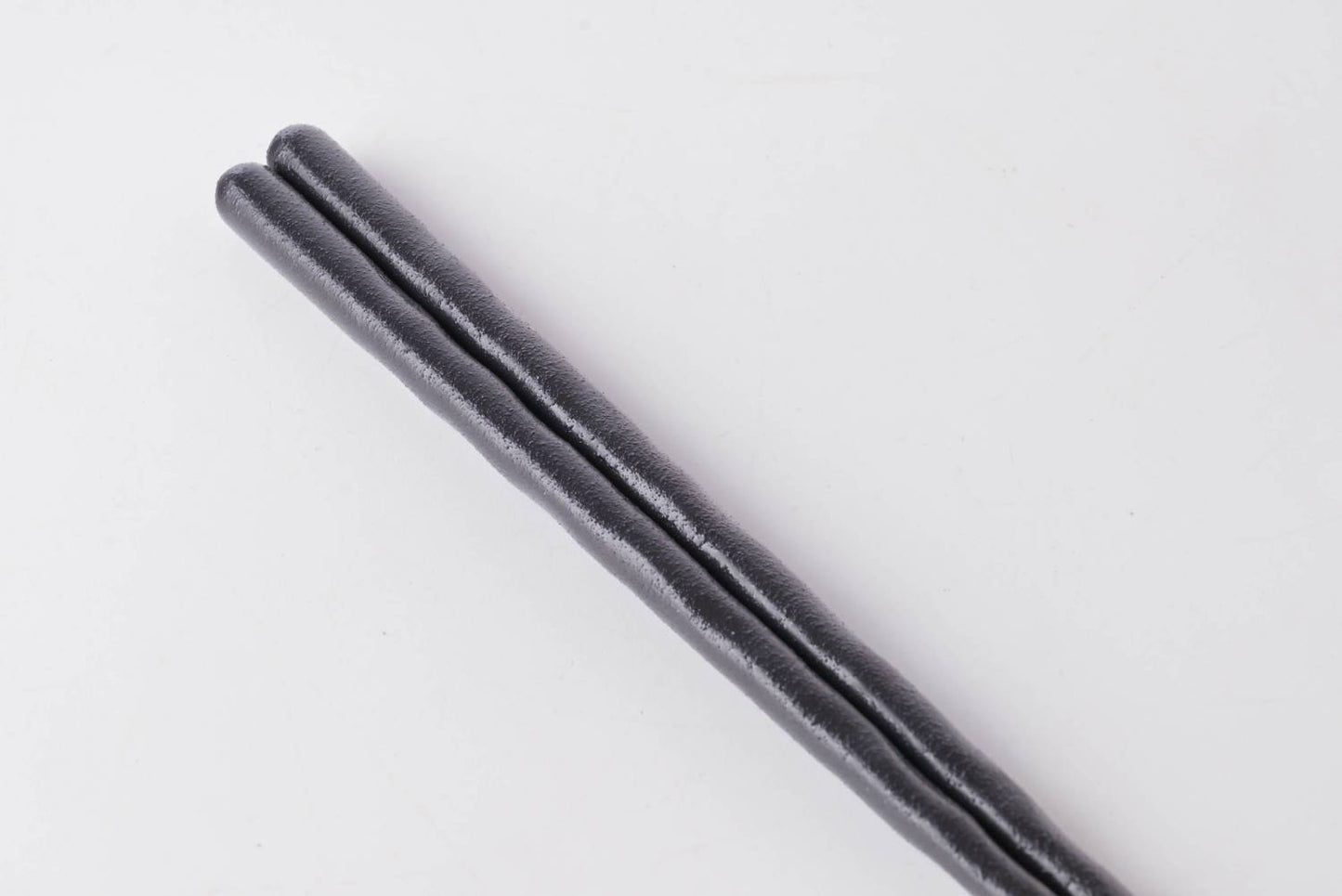 KURABI 2 Pairs Chopsticks Wooden Gift Box Black & White