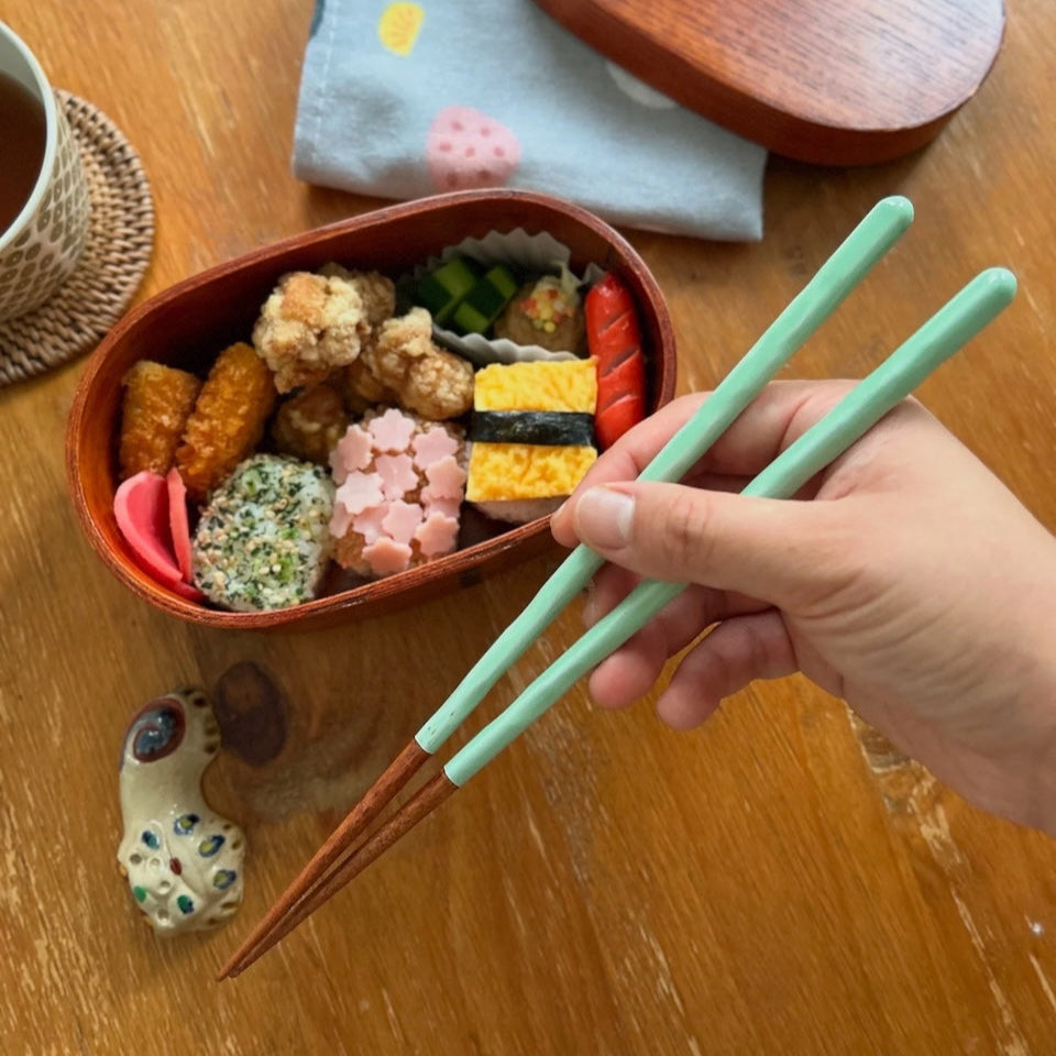 KURABI 2 Pairs Chopsticks Wooden Gift Box Light Green & Light Pink