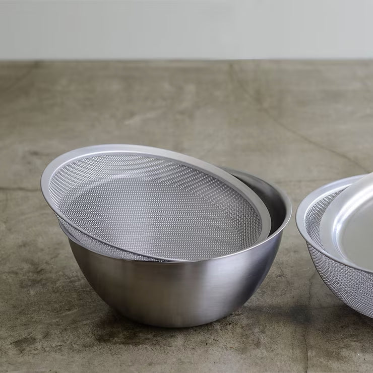 La Base Stainless Steel Shallow Colander 21cm