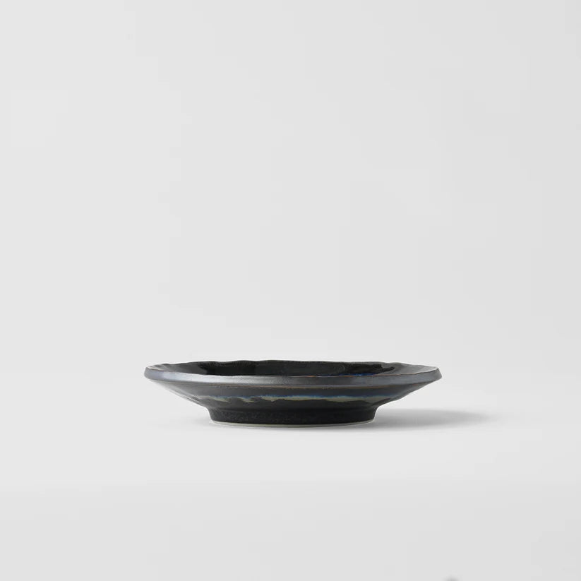 Matt W' Shiny Black Edge Saucer 13cm