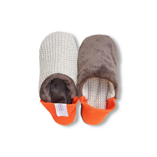 Merippa Oatmeal Waffle Knit x Mocha Micro Boa Japanese Slippers