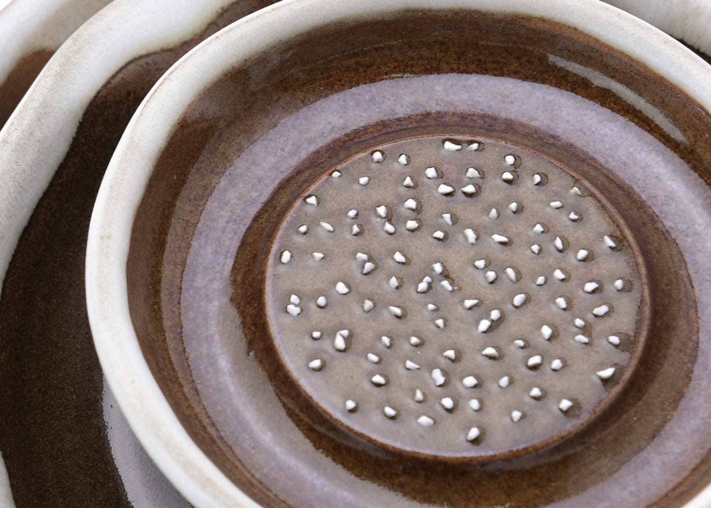 Motoshige Japanese Ceramic Ginger Grater 18cm - White