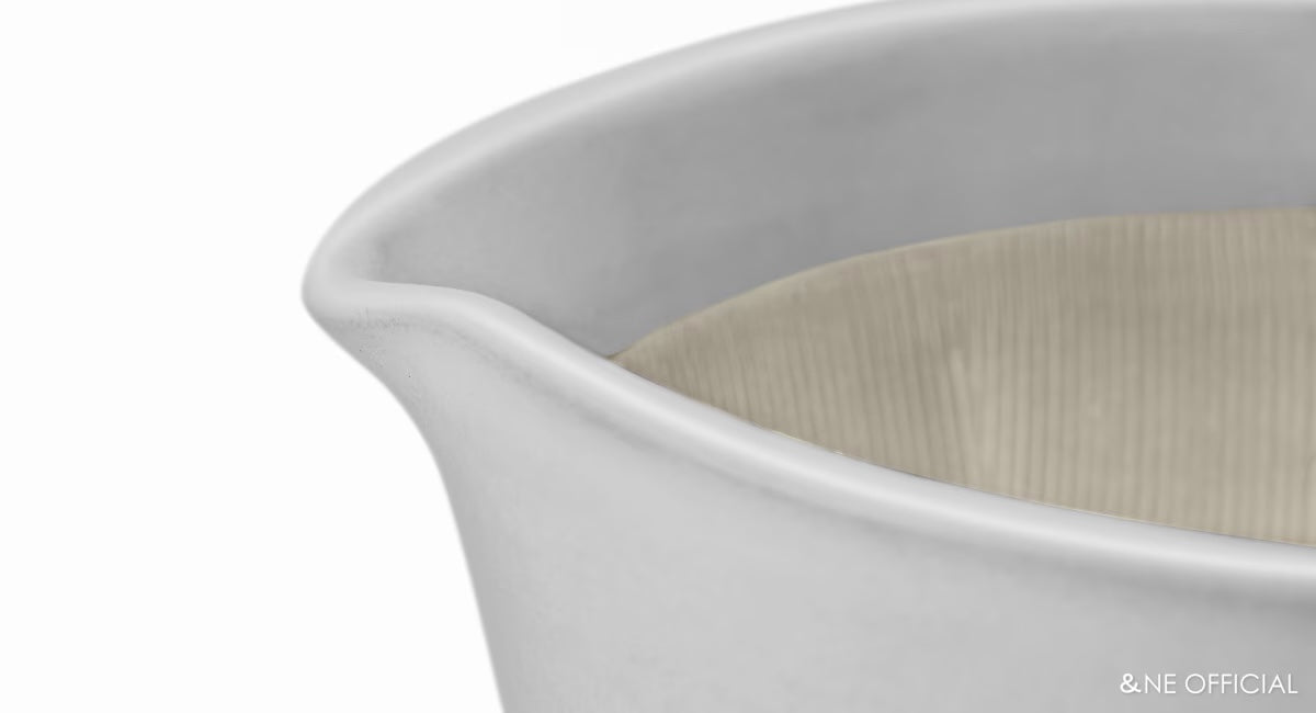 Motoshige Japanese Suribachi White Mortar & Pestle Set 11cm