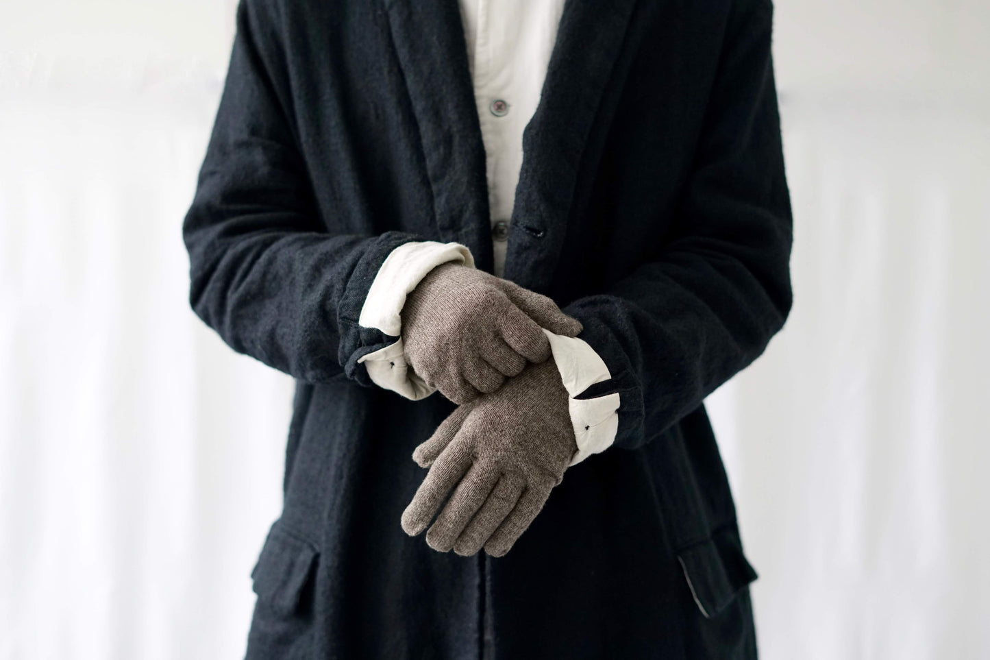 Merino Wool Gloves - Charcoal