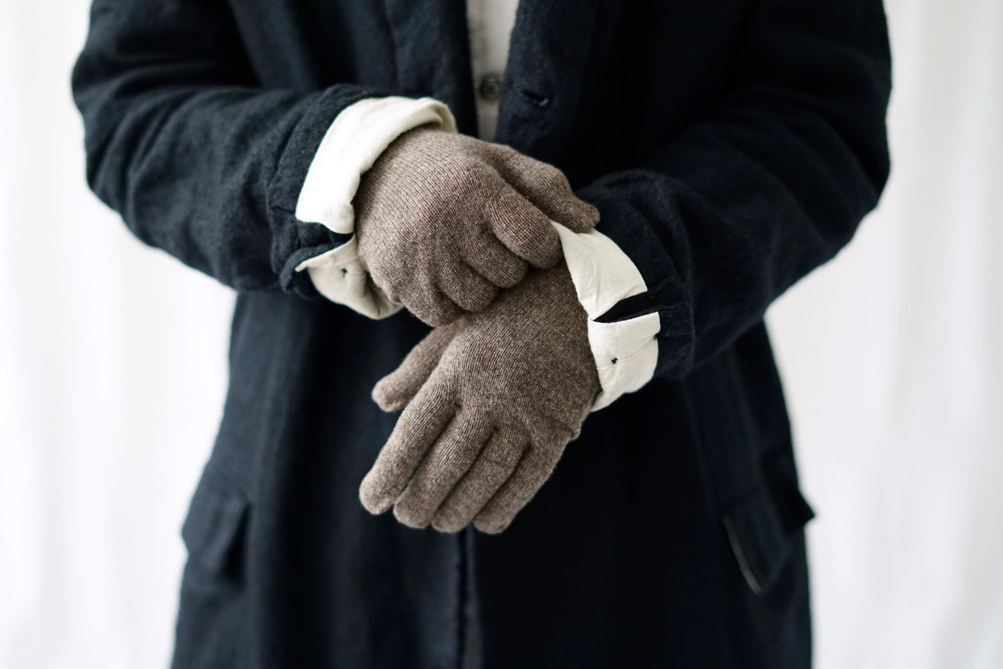 Merino Wool Gloves - Charcoal