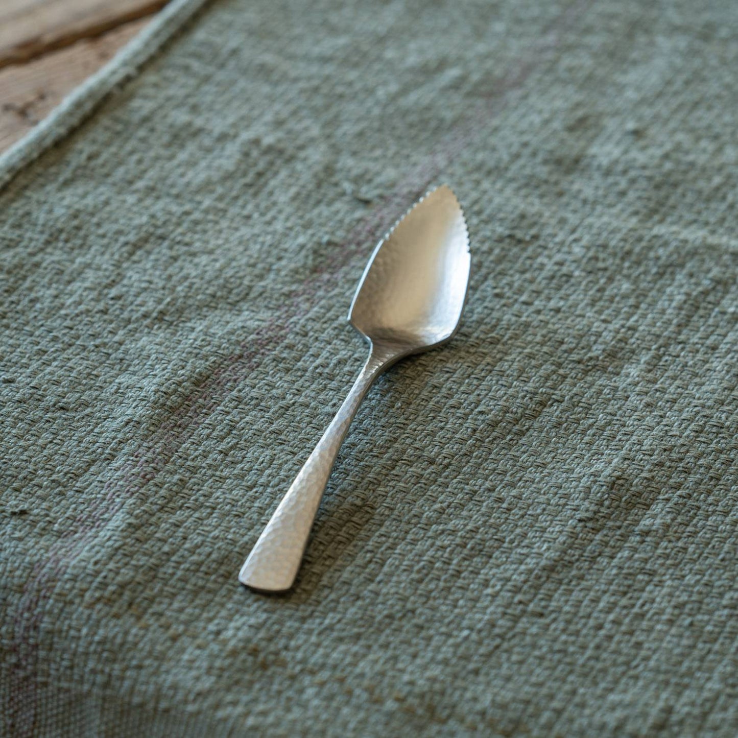 Nagomi Hammered Grapefruit Spoon 13.5cm