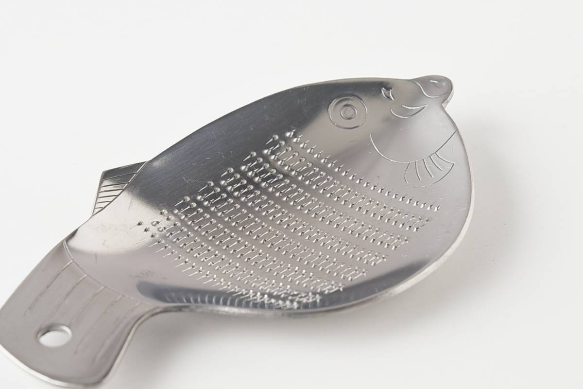 Nagomi Sea Creatures Mini Grater - Pufferfish