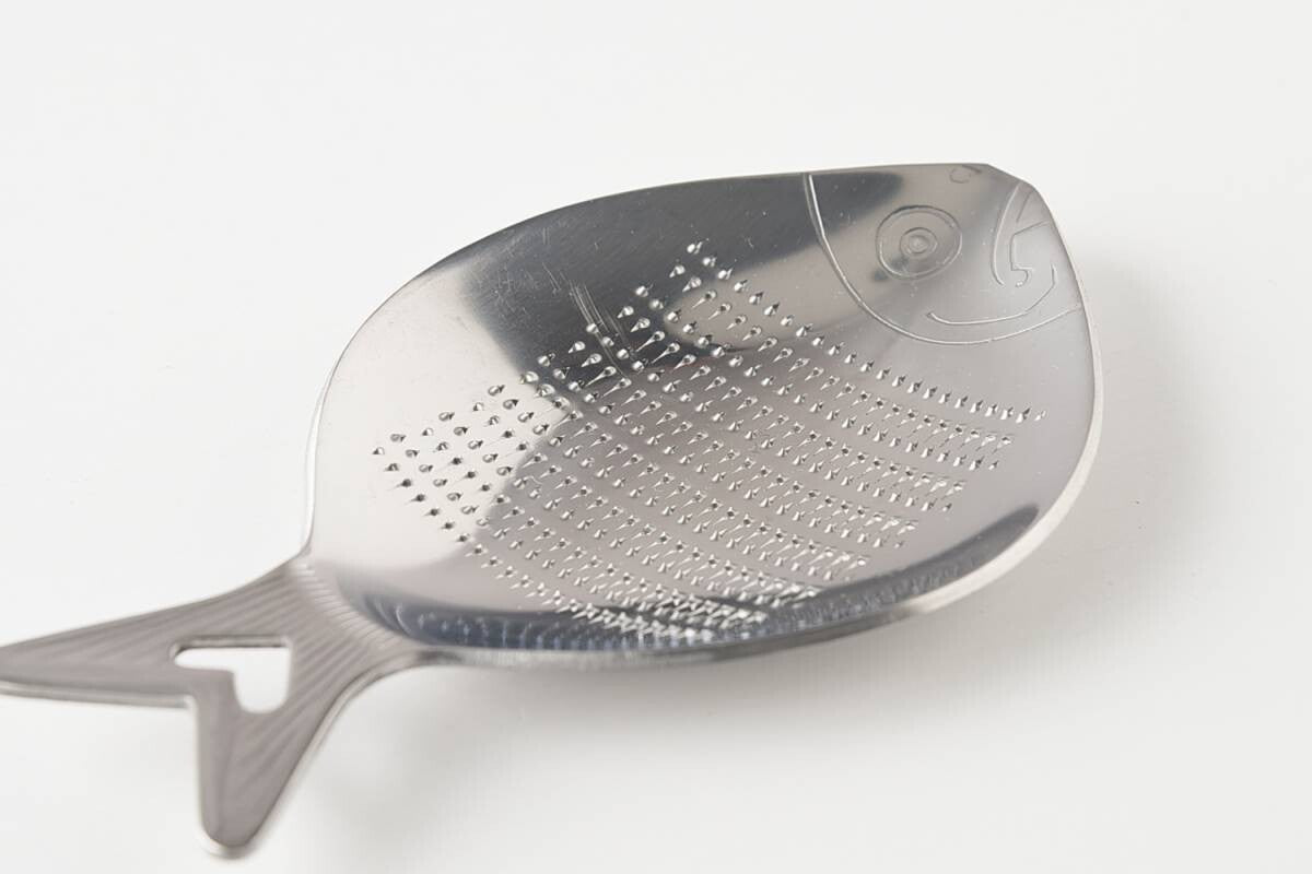 Nagomi Sea Creatures Mini Grater - Sea Bream