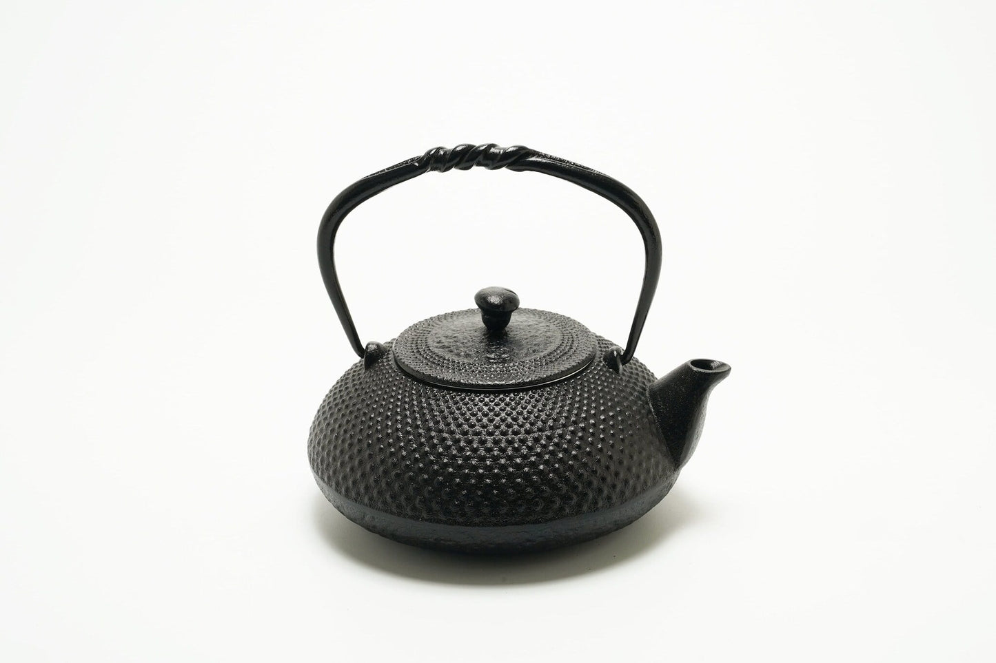 Nambu Cast Iron Arare Pattern Kettle 500ml